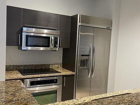 5th image of 550 Okeechobee Blvd APT 724