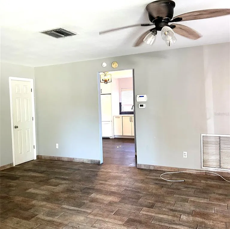 2 bed, 2.0 bath, 1407 sqft, $2,600 — Photo 4
