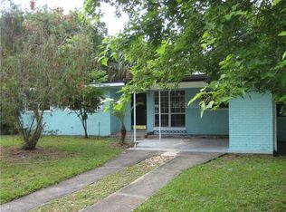 69 W Azalea Dr, Debary, FL 32713