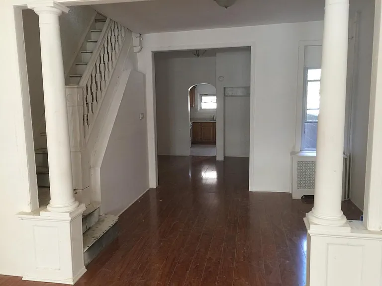 2618 Reed St — Photo 1