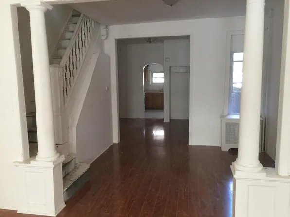 2618 Reed St, Philadelphia, PA 19146