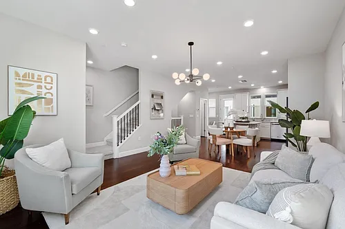 5977 Larkstone Loop Photo 1