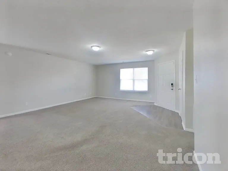 5034 Rocky Forge Dr — Photo 3