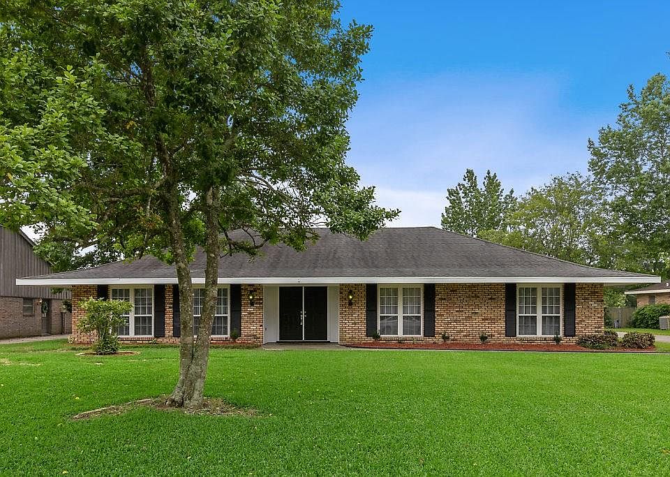 1st image of 1241 S Bayouwood Dr
