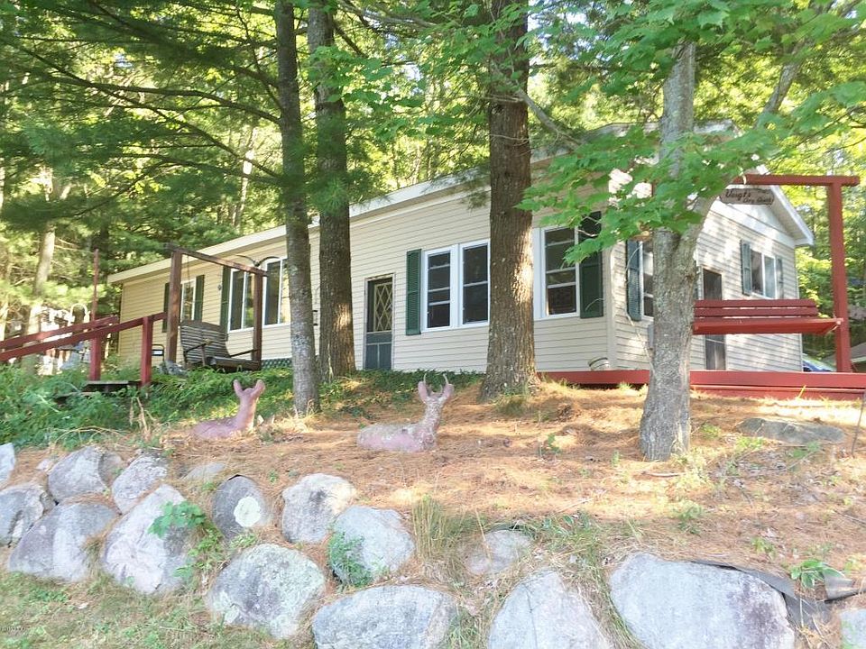 1st image of 9408 W Orchard Lake Dr