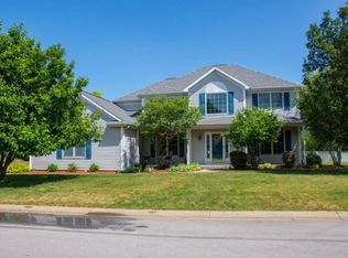 61572 Brompton Rd, South Bend, IN 46614