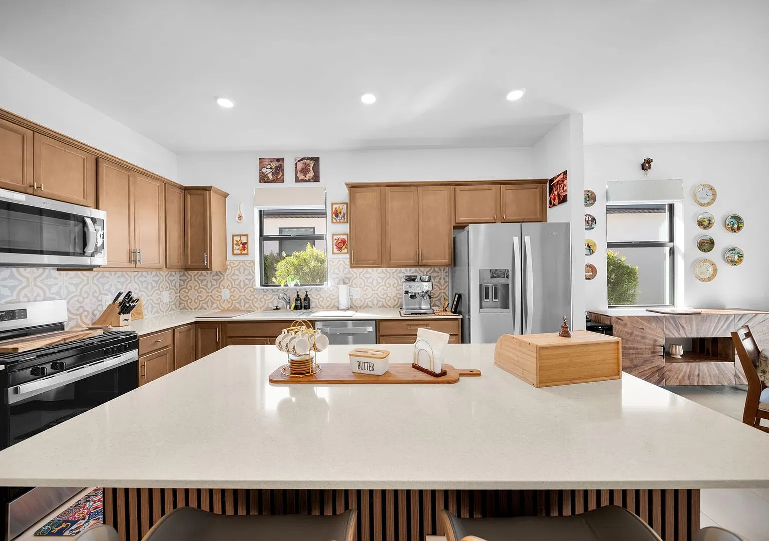 Your Winter Escape Awaits!Furnished Short Term Rental In Bonita Springs Fl! — Photo 2