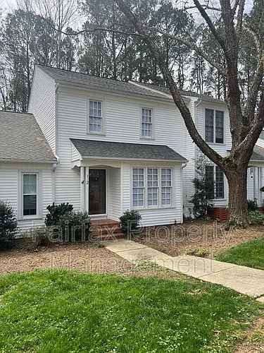 112 Greenmont Ln Photo 1
