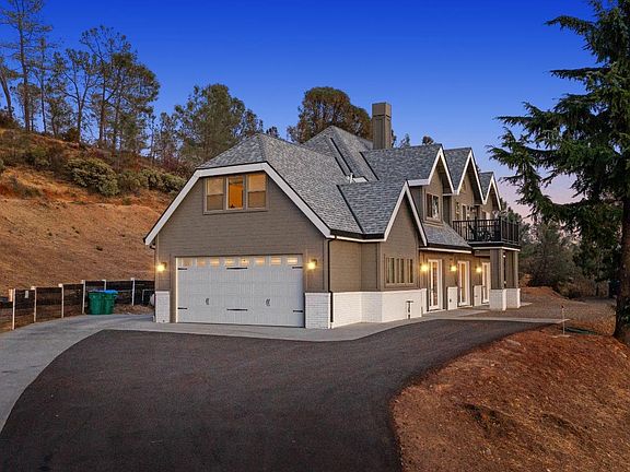 5th image of 2352 Sanford Ct