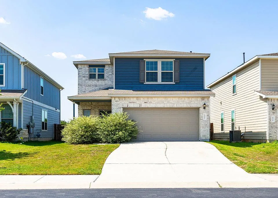 448 English Oak St