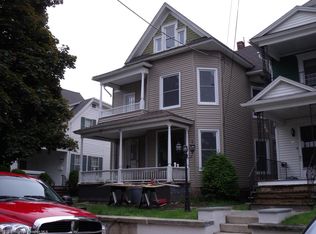 18 Washington Pl, Carbondale, PA 18407