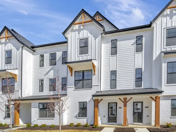 4475 Yellowwood Ave, Brownsburg, IN 46112