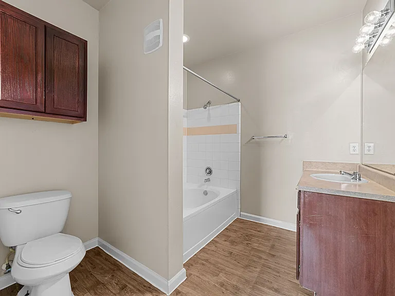 Bella Vista — Photo 19