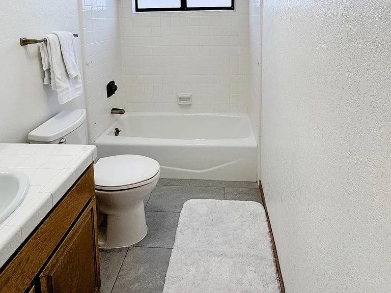 695 Ketch Ct — Photo 17