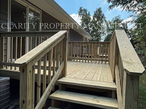 3rd image of 3007 Adkisson Dr NW