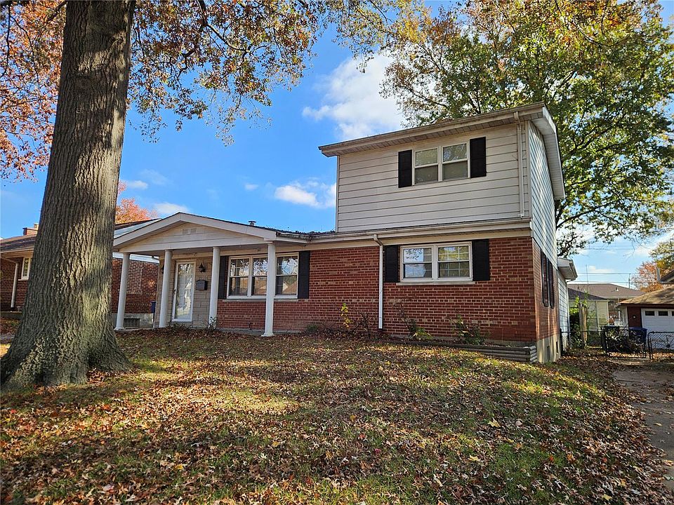 1st image of 8124 Parkwood Dr