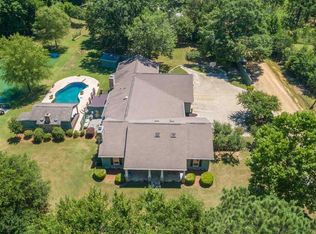 39 Peacock Rd, Vienna, GA 31092