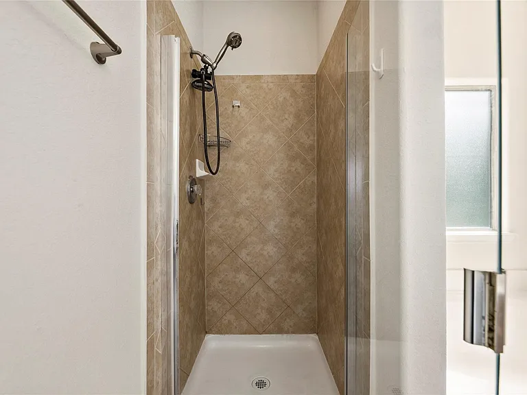23827 S Newport Bnd — Photo 11