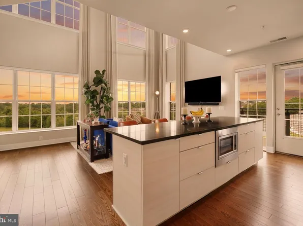 502 Diamondback Dr Unit 404, Gaithersburg, MD 20878
