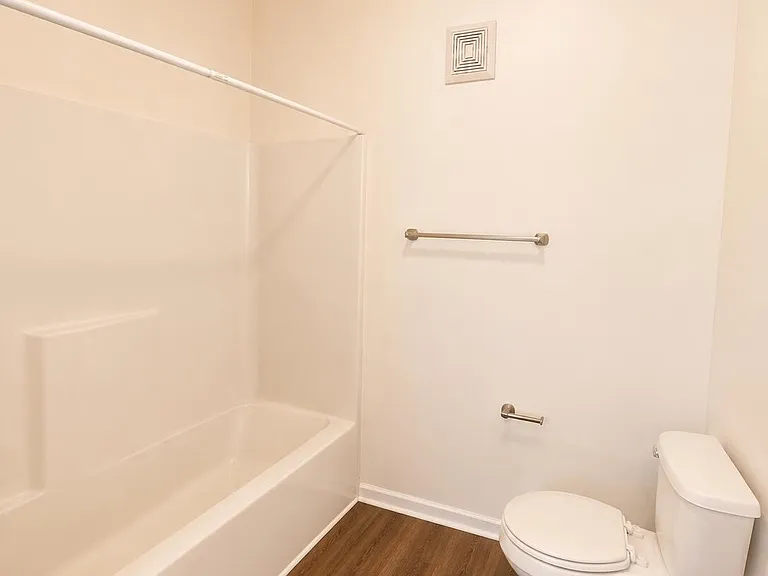 2225 Locksley Woods Dr #C — Photo 7
