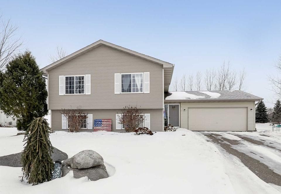 1st image of 318 Wagner Way