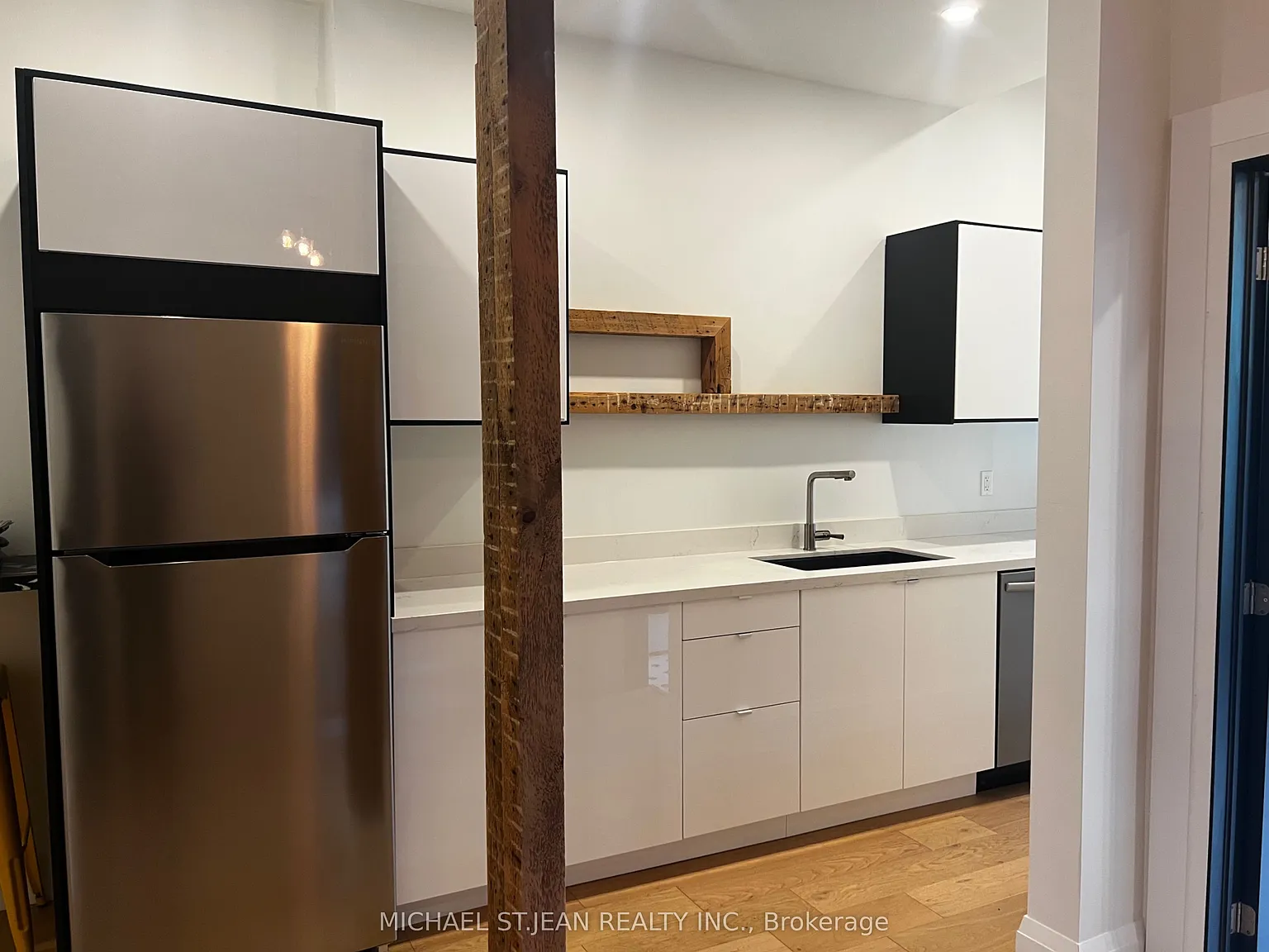 1 bed, $1,549 — Photo 1