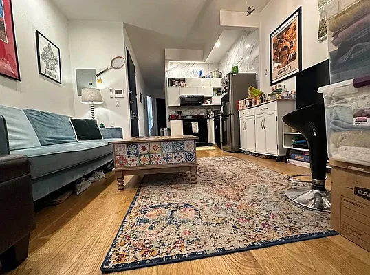 Rented by Space Link Realty | media 24