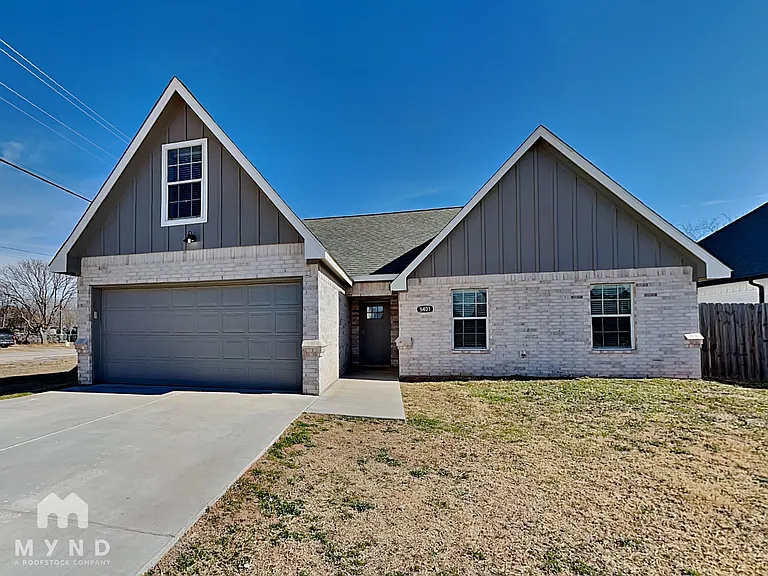5401 Ashworth Ct — Photo 1