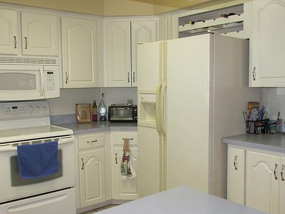 5th image of 5935 Colony Place Dr