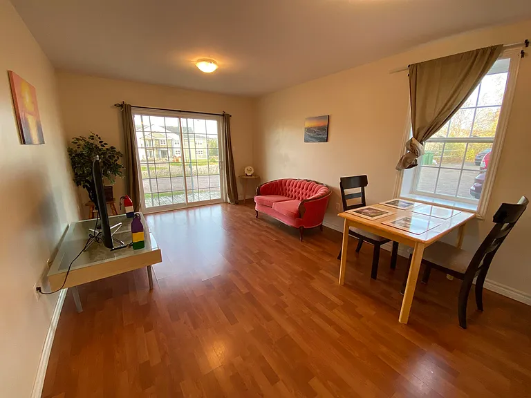 18 Elena Ct — Photo 27