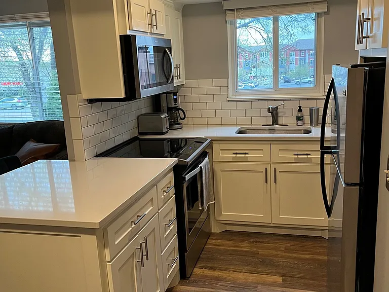 6027 Metcalf Ln #3A — Photo 5