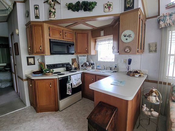 3rd image of 28229 County Road 33 #81C