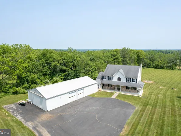 1607 Broad St, Perkasie, PA 18944