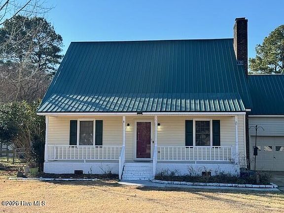 2nd image of 567 Ridge Drive