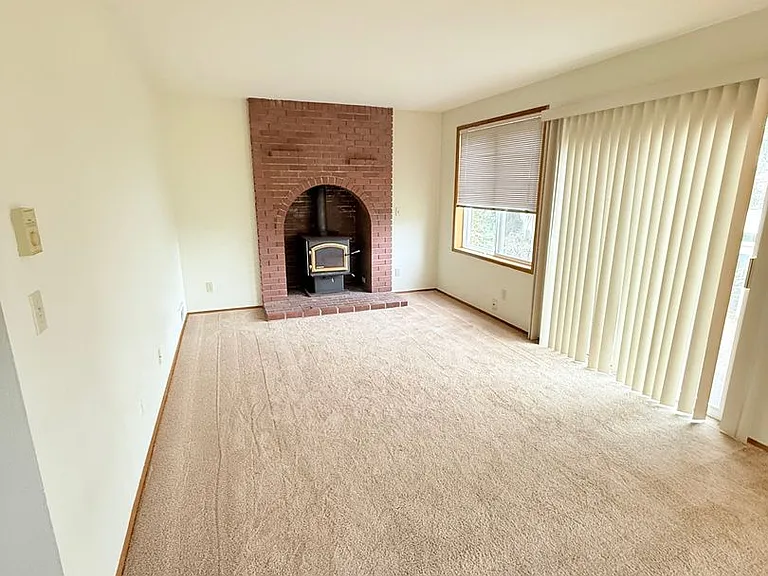7423 Tracyton Blvd NW — Photo 7