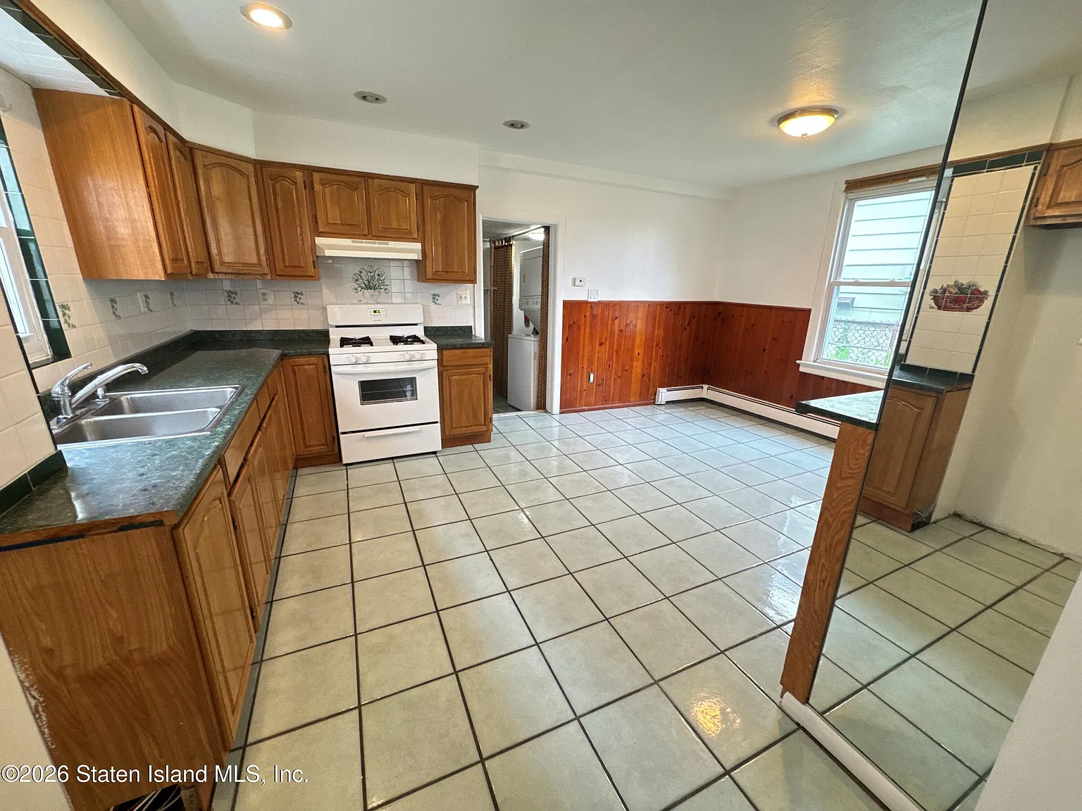 2 bed, 1.5 bath, 1080 sqft, $3,250 — Photo 4