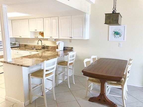 4th image of 4821 Saxon Dr APT A202