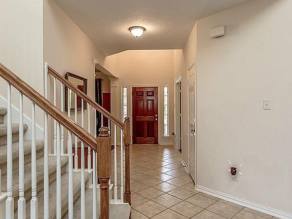 5th image of 10009 Brookshore Ln