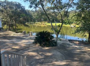 106 Freedom Ln APT 4, Pensacola, FL 32507