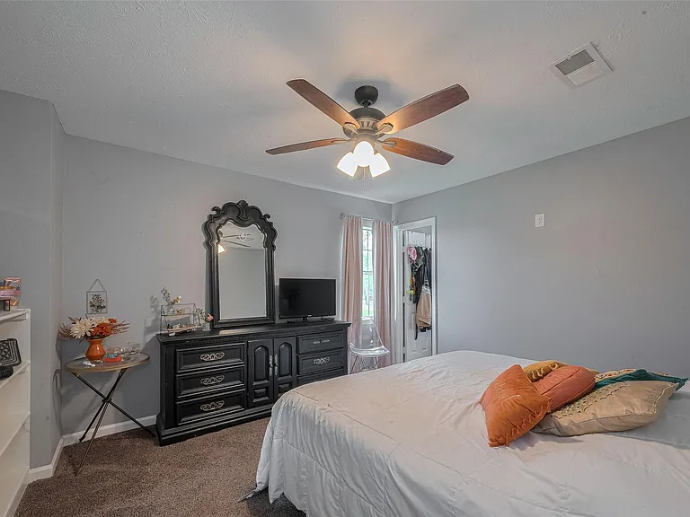 5514 Avenue M — Photo 25