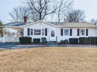 385 Reed Ave, Windsor Locks, CT 06096