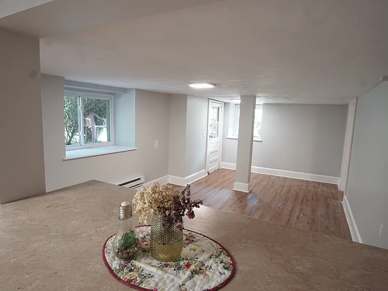 36 Garden Cir #1 — Photo 5