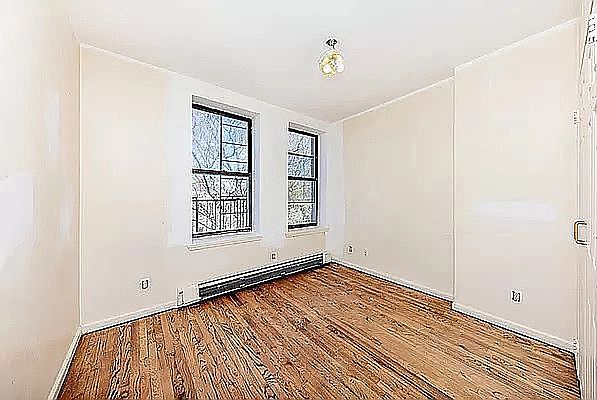 1st image of 314A Chauncey St #3A