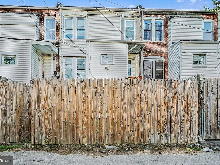 409 N Edgewood St — Photo 26
