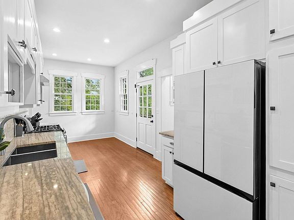 5th image of 1206 W 22nd 1/2 St