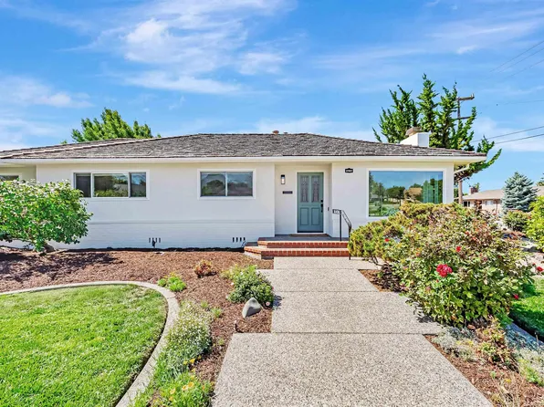 37847 Alta Dr, Fremont, CA 94536