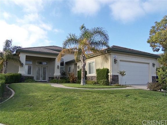2nd image of 2343 Aubury Pl