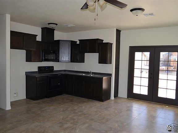 4th image of 4009 E Udall Ln