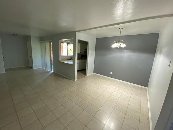 2nd image of 2808 Escada Dr APT 206
