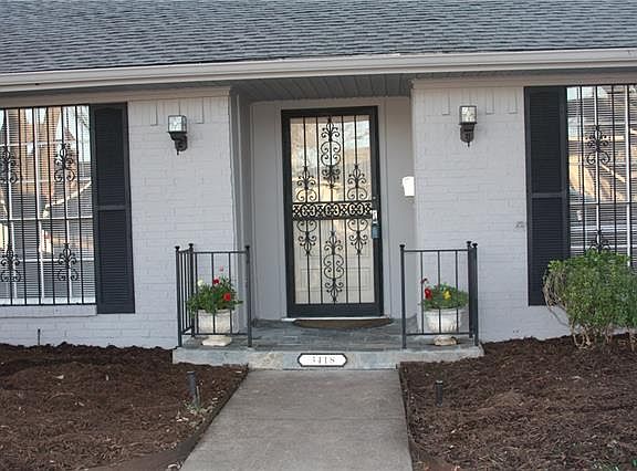 3rd image of 3418 High Vista Dr